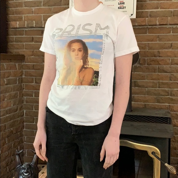 📌 Katy Perry Prismatic World Tour 2014 T-shirt - Picture 2 of 4